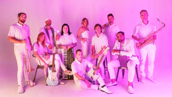 Modern Retrospect Salt Lake City and Park City Utah Wedding Band | Party Band | Dance Band